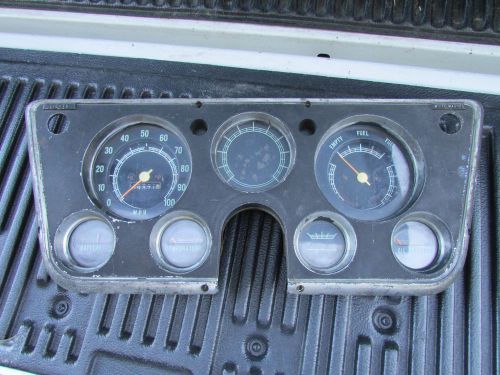 67&#039; - 72&#039; chevrolet gmc pickup truck  speedometer cluster and bezel  oem   black
