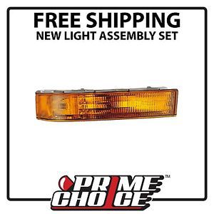 Passenger right side turn signal light lamp for a ford bronco f-150 f-250 f-350