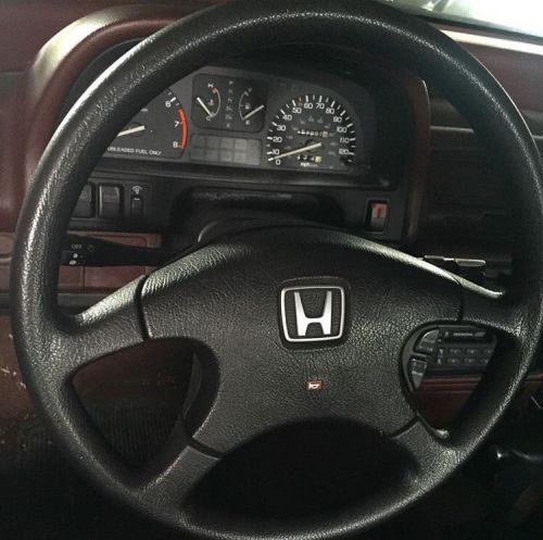 88-91 honda civic sedan steering wheel with cruise control // black usdm 4-door