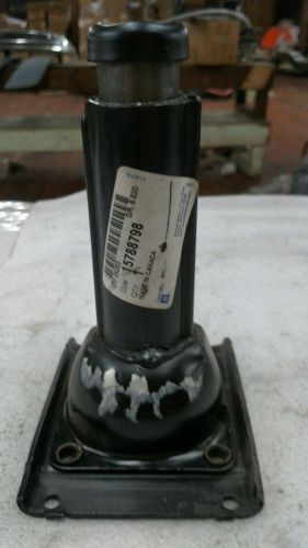 Brand new genuine gm oem jack #15788798 1195