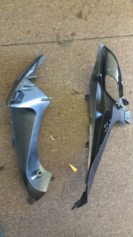 Used factory oem both sides air duct covers black suzuki gsxr600/750 2006 2007