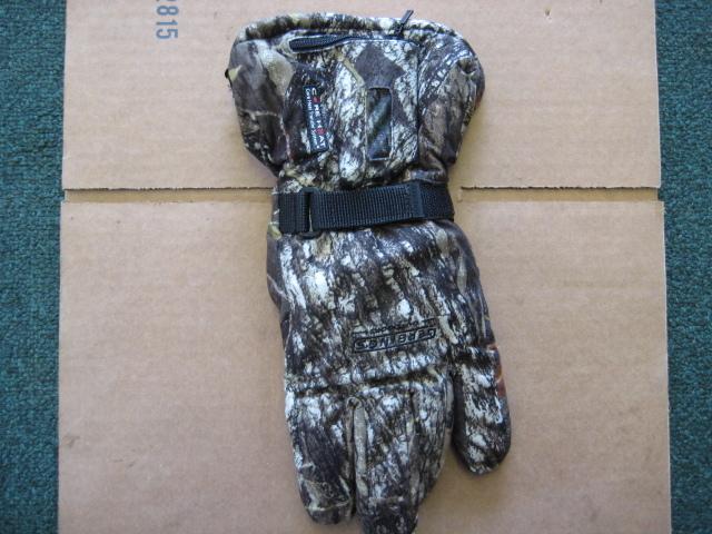 Gerbing heated battery operated snow gloves color is camo size 2xl new