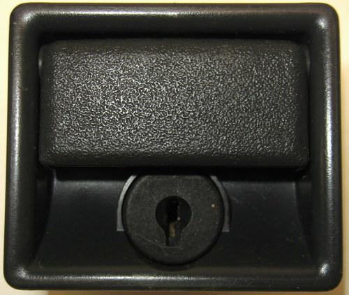 93-02 chevrolet camaro pontiac firebird dk gray glove box latch with no cracks 