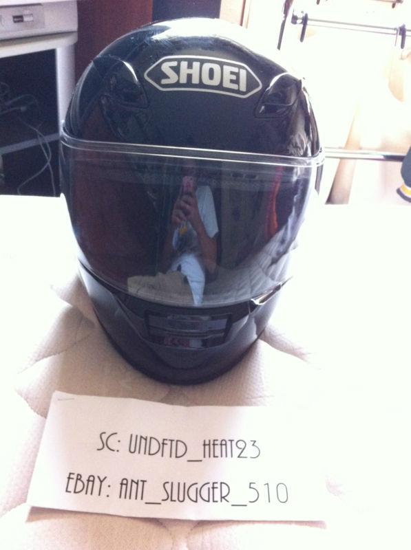 Size medium shoei helmet rf 1100 slightly used