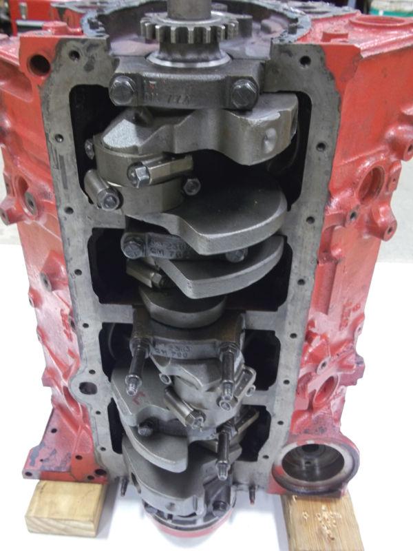 Sell sbc chevy 1995 lt1 350 block engine lt 1 10125327 chevrolet camaro