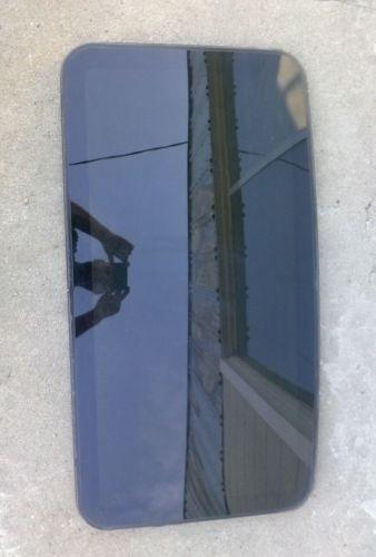 99 00 01 02 03 04 jeep grand cherokee roof glass sunroof 1650549