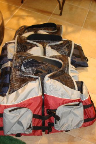 3 bass pro shops mesh fishing life vests jacket pfd for adults  2xl,2xl,l