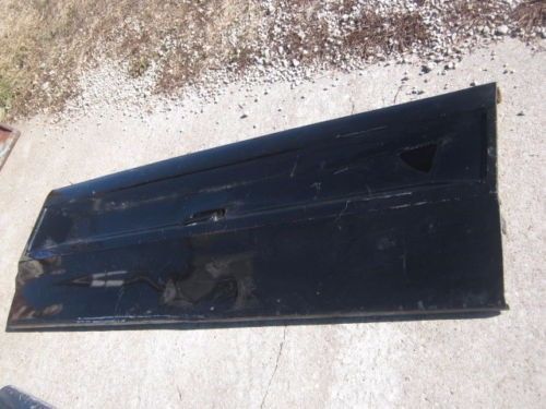 Used unmarked black tailgate