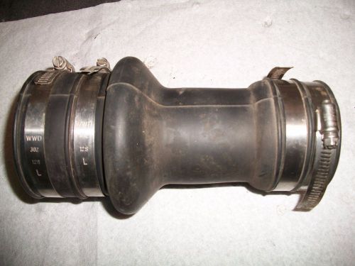 Exhaust bellow 2 1/2&#034;x 3&#034; and 8&#034; long