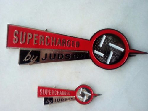 2 judson metal badge