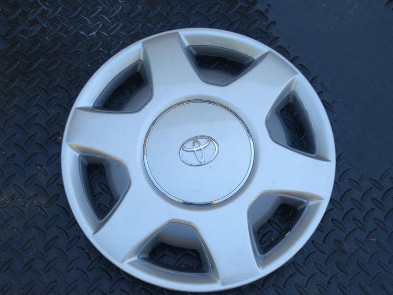 1992 1993 1994 1995 1996 toyota camry new oem 15"  hub caps hubcaps 