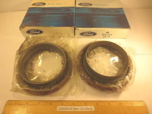 2 pcs ford 1967/79 truck seal kit, rear wheel grease free priority mail shipping
