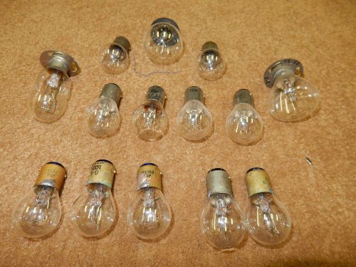 Lot of  fourteen (14) vintage miscellaneous automotive lamp bulbs