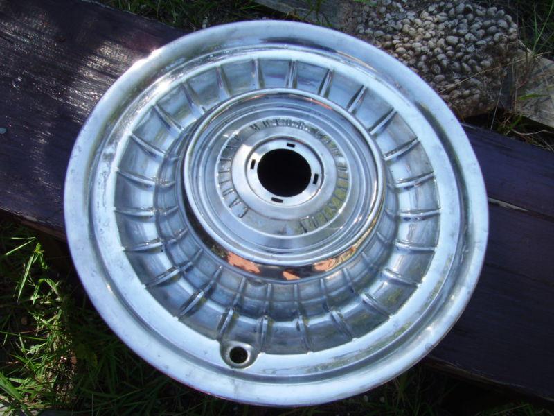 Cadillac motor car divison alminum hubcap antique classic vintage