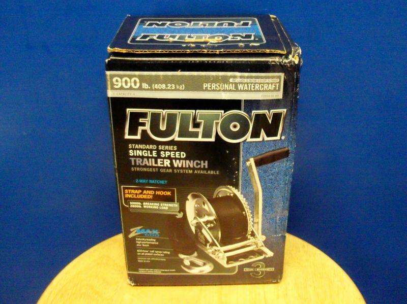 Fulton pwc 900 lb hand crank trailer  winch with strap and hook