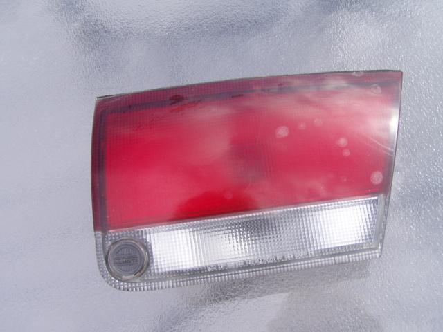 93 94 95 96 97 mazda 626 right passenger side trunk taillight  w/ bulbs