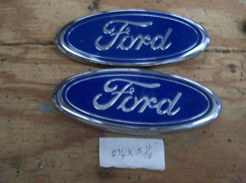 Ford blue oval script lot ornament emblem  g/c g/color 2 1/4 x 5 11/16  