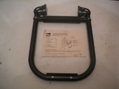 Steel horse 1999 and up chevy/gmc tailgate step 76301
