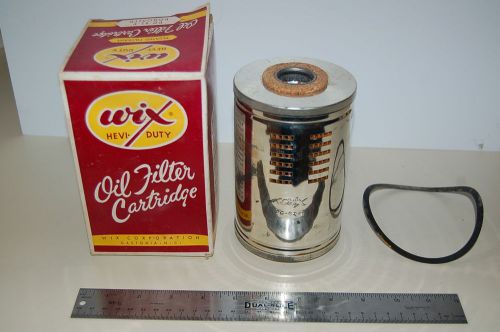 Vintage wix oil filter,# pc-92-p, nosr for cummins #44758, reo #1887-a6