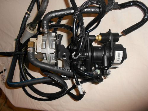 Oil injection lift pump with injector manifold 2006 evinrude 135 150 175  ficht