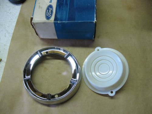 1965-70 mustang dome lamp lens / retainer