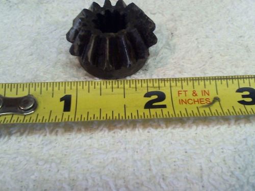 1941 champion output shaft gear for outboard motor   (m1c27)