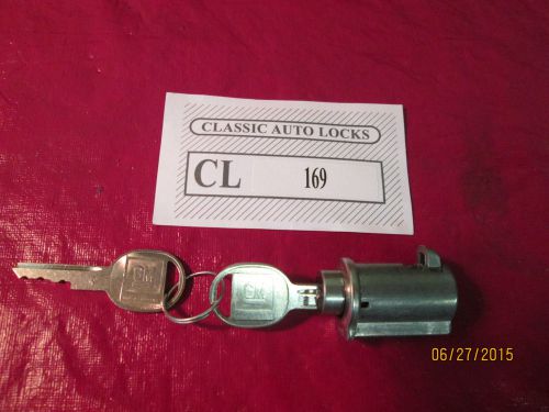 1954-72 chevy &amp; gmc truck dash board glove box door lock &amp; keys part #cl169