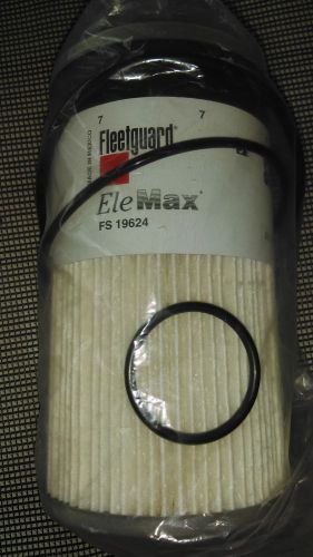 Fleetguard diesel fuel filter kit.part #fs19624.free shipping