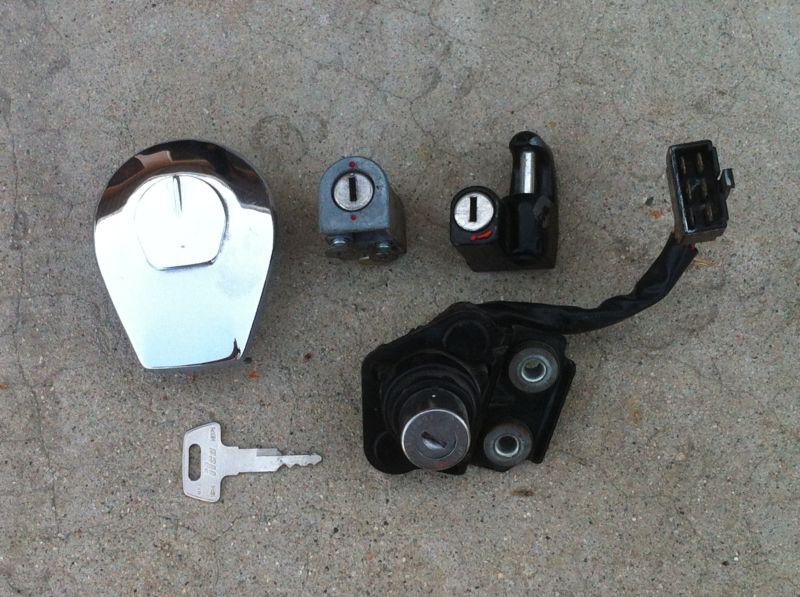 Honda super magna - original gas cap, helmet lock, bike lock, ignition and key- 