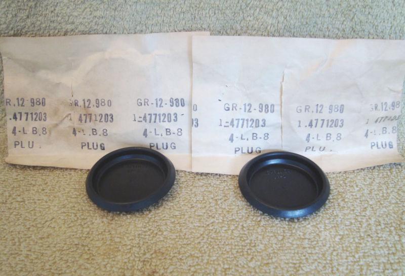 Nos 1965-69 chevy pontiac olds convertible inner panel access plug gm # 4771203