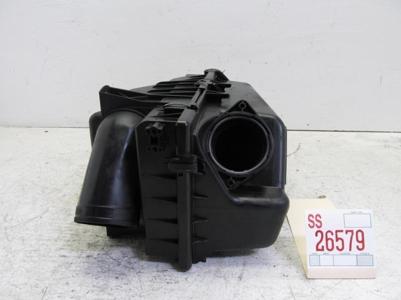 95-97 volvo 850 2.3l turbo air cleaner box air intake upper lower cover assembly