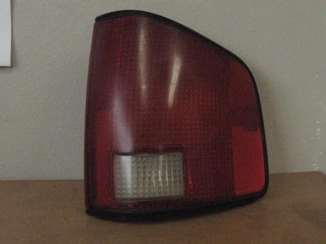 1994-2001 chevrolet s-10 right tail light assembly