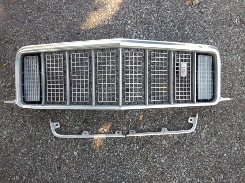 1976 ford torino grille