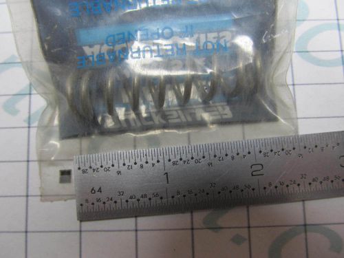 Quicksilver 24-30772 fastening knob tension spring mercury/mariner 45-150hp cowl
