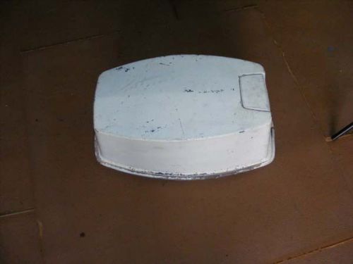 A185 1983 johnson outboard hood cowl from a 25 hp pn 0392771