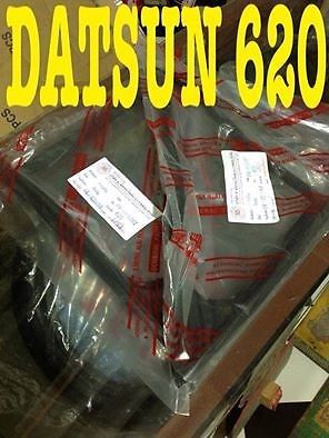 Datsun 620 pick up quarter vent window seal door rubber (lh rh)