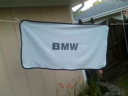 Large banner for bmw vehicle (45&#034; x 24&#034;)