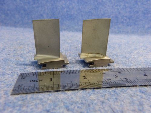 Lot of 2 aviation turbine engine blades 6a7427 only for collectors