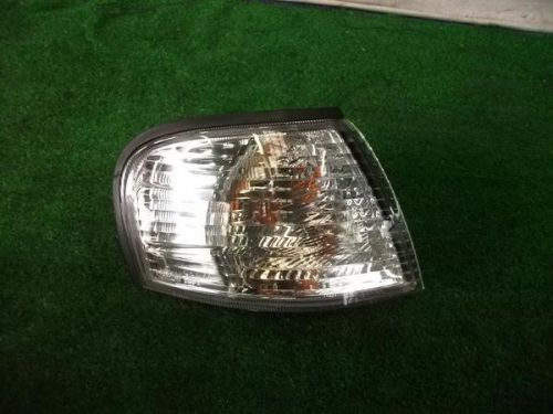 Nissan sunny 2003 right clearance lamp [0011000]