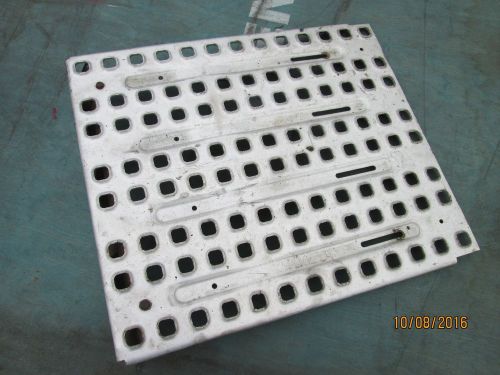 Used volvo deck plate #20700602 (24x20 1/2)