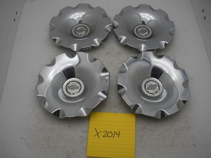 Set of 4 04 05 06 07 chrysler 300 1dk10trmaa center caps hubcaps