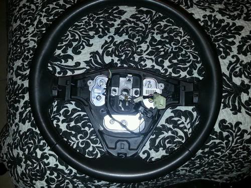 2007 cadillac srx black leather steering wheel