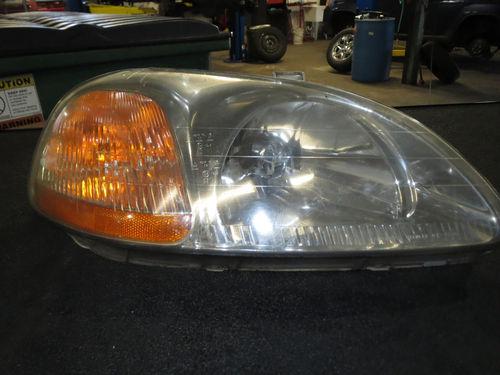 1996-1998 honda civic headlight - right side - oem used