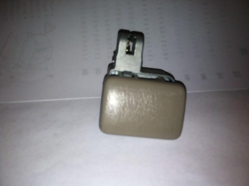 Toyota corolla chevy prizm glove box glovebox oem lock latch handle tan 98-02 (