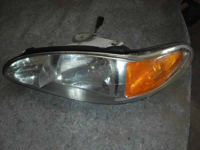 98 99 00 01 02 ford escort head light lamp l/h