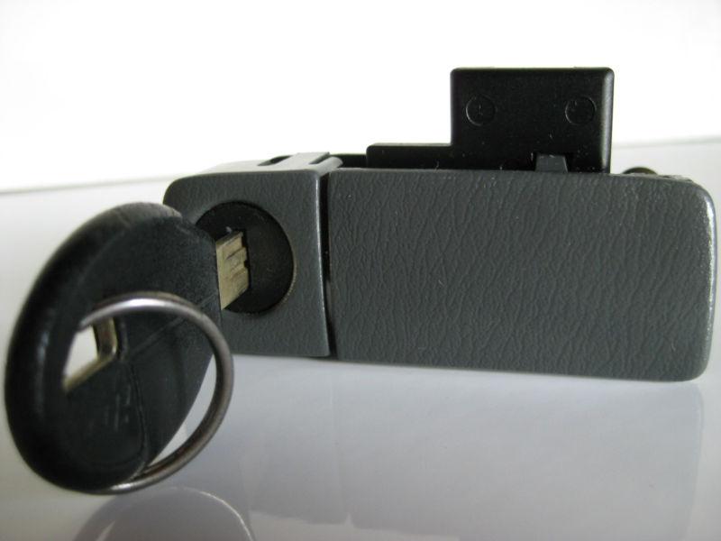 Nissan maxima glove box glovebox door handle lock latch key gray 95-00 96 97 98