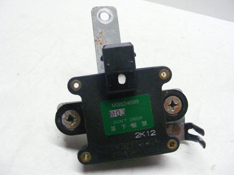 1990 1996 mitsubishi gto jdm 3000gt dodge stealth g-sensor mb534699