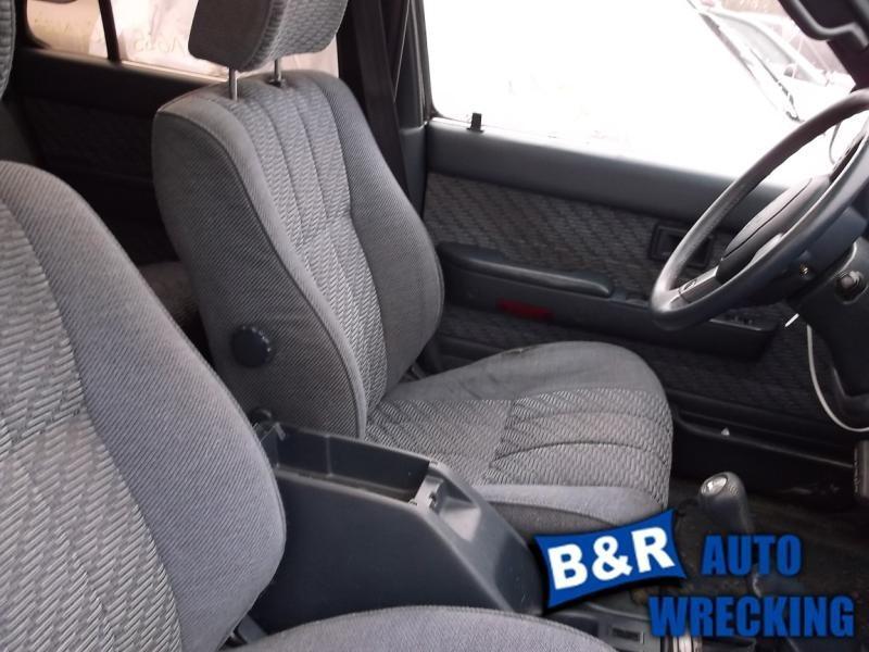 Radio/Stereo for 95 96 97 TOYOTA 4 RUNNER ~ RECVR 1 DIN MTG W/CASS 4 SPKRS, US $70.97, image 4