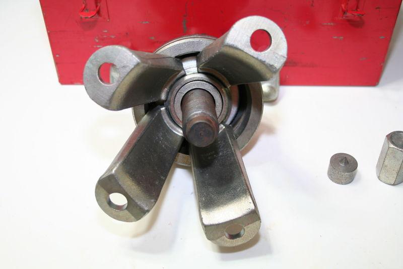 Snap On HUB PULLER CG4567 Universal puller in metal case little or no use Used, US $199.99, image 6