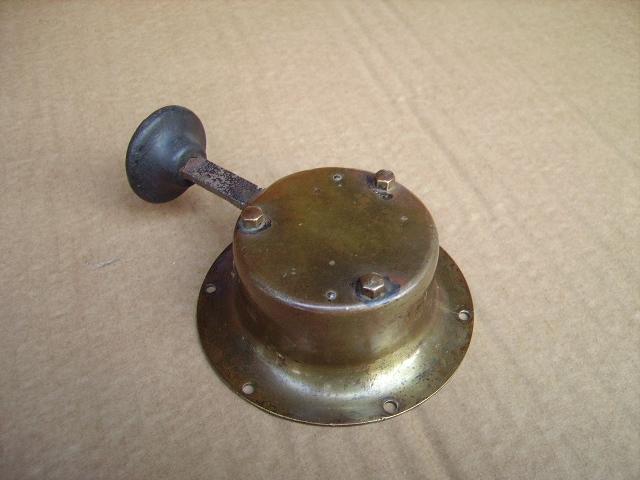Antique motorcycle auto model t brass ooga junior long horn minus the bell 